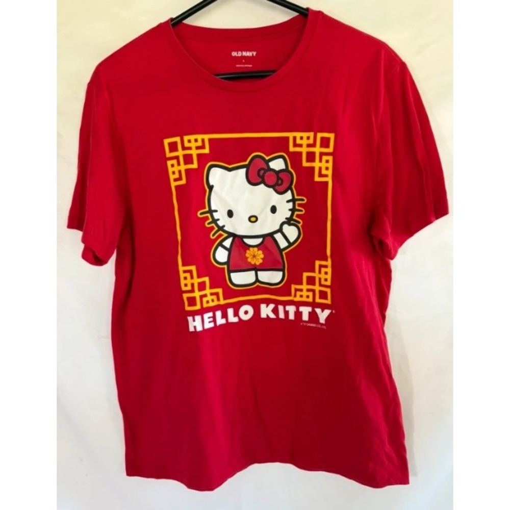 Old Navy Hello Kitty T-Shirt Womens Large Red Sanrio Graphic Tee